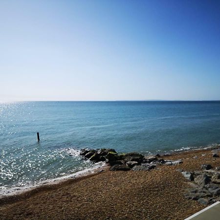 Pebble Bay Retreat Milford on Sea Exterior foto